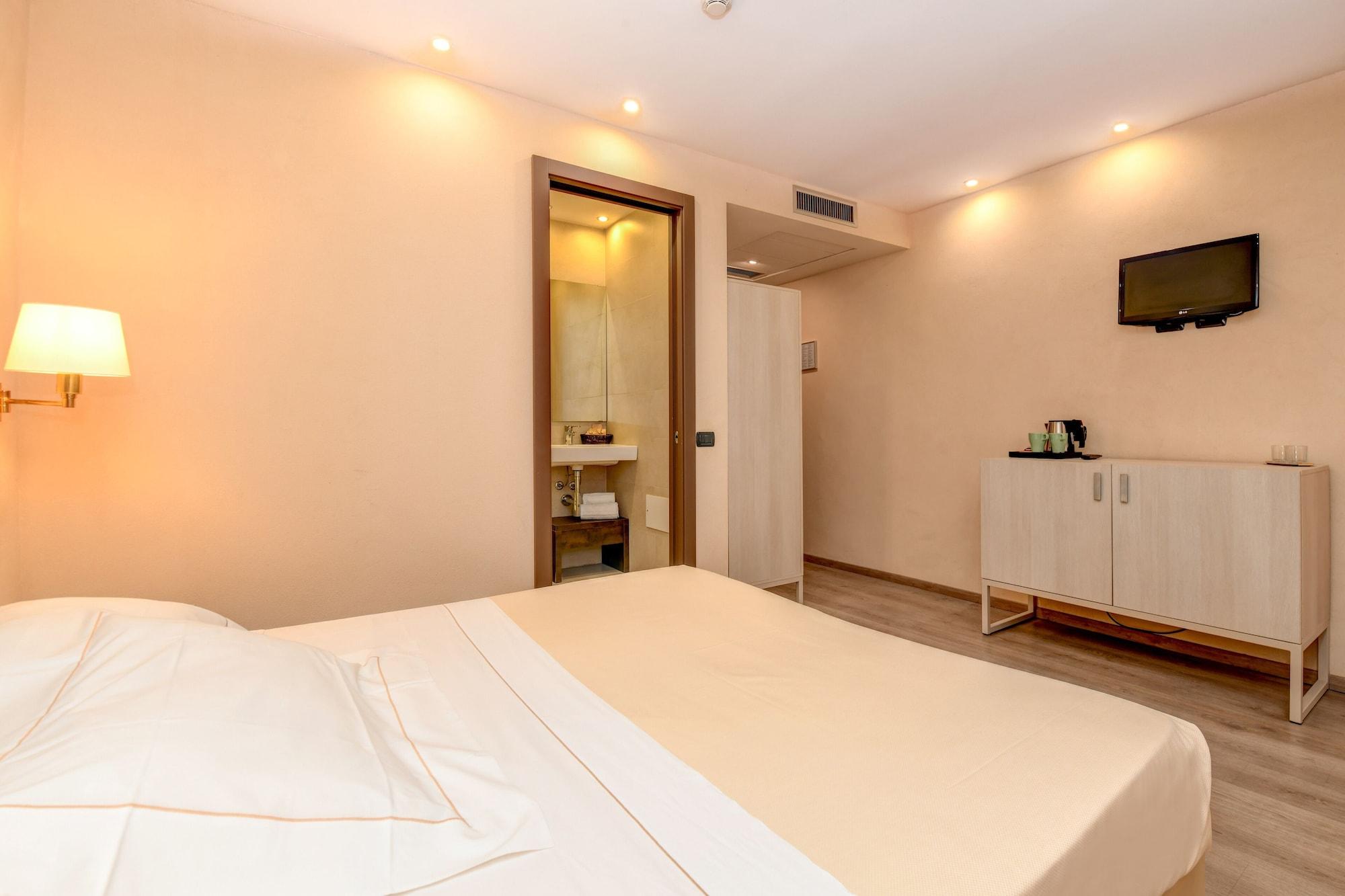 Hotel Tripoli Desenzano del Garda