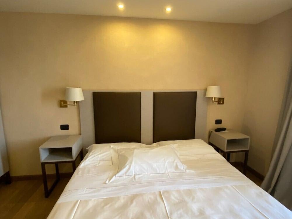 Tripoli Hotel